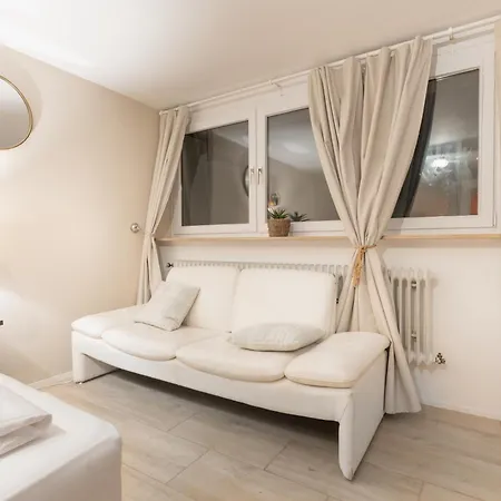 公寓 Seeblick-oase Istayunixi Seenaehe-sauna-balkon-netflix-parkplatz 厄赫宁根