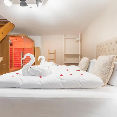 Seeblick-oase Istayunixi Seenaehe-sauna-balkon-netflix-parkplatz شقة أونينغين