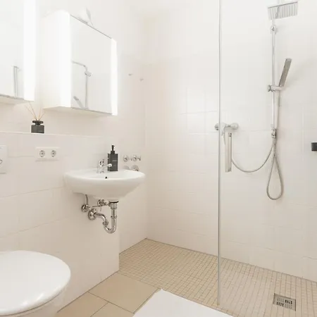 Seeblick-oase Istayunixi Seenaehe-sauna-balkon-netflix-parkplatz * أونينغين