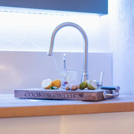 Seeblick-oase Istayunixi Seenaehe-sauna-balkon-netflix-parkplatz شقة أونينغين